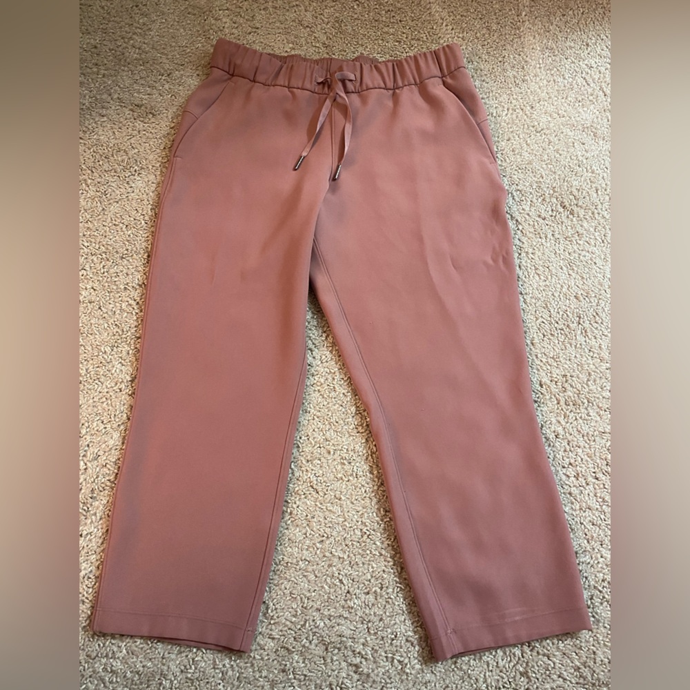 Lululemon on the fly woven pants 23”
